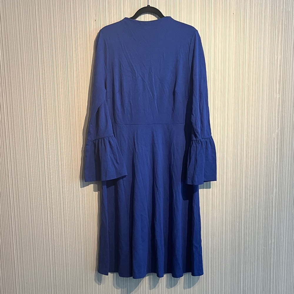 Plus size blue Eloquii peplum sleeve dress